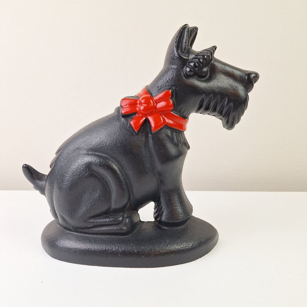 Vintage Crowning Touch Scottie Dog Door Stop Terrier Black Red Bow Sitting